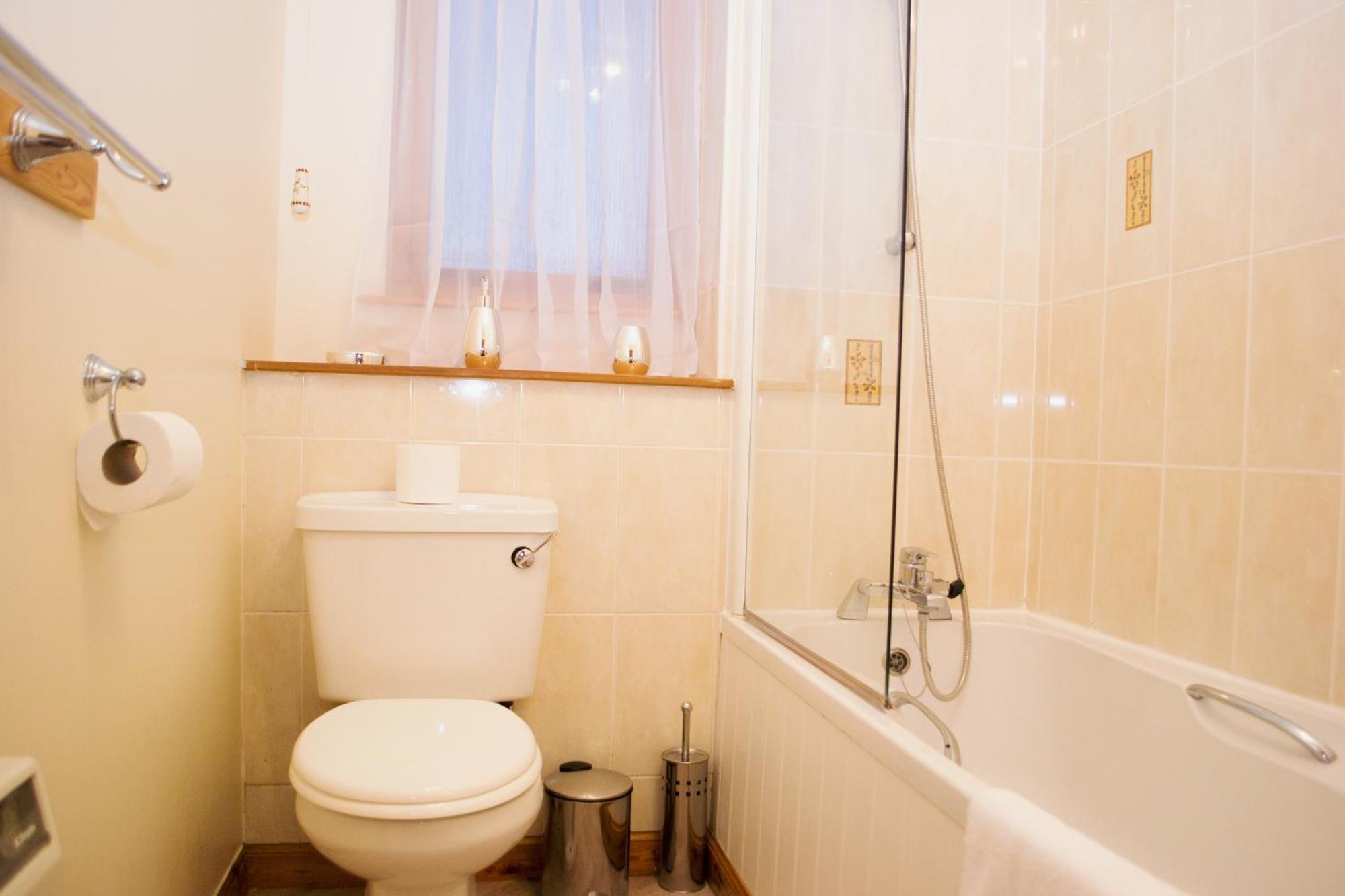 Superb 2 Bedroom Flat - Refurbished Dec 2024 Інвернесс Екстер'єр фото
